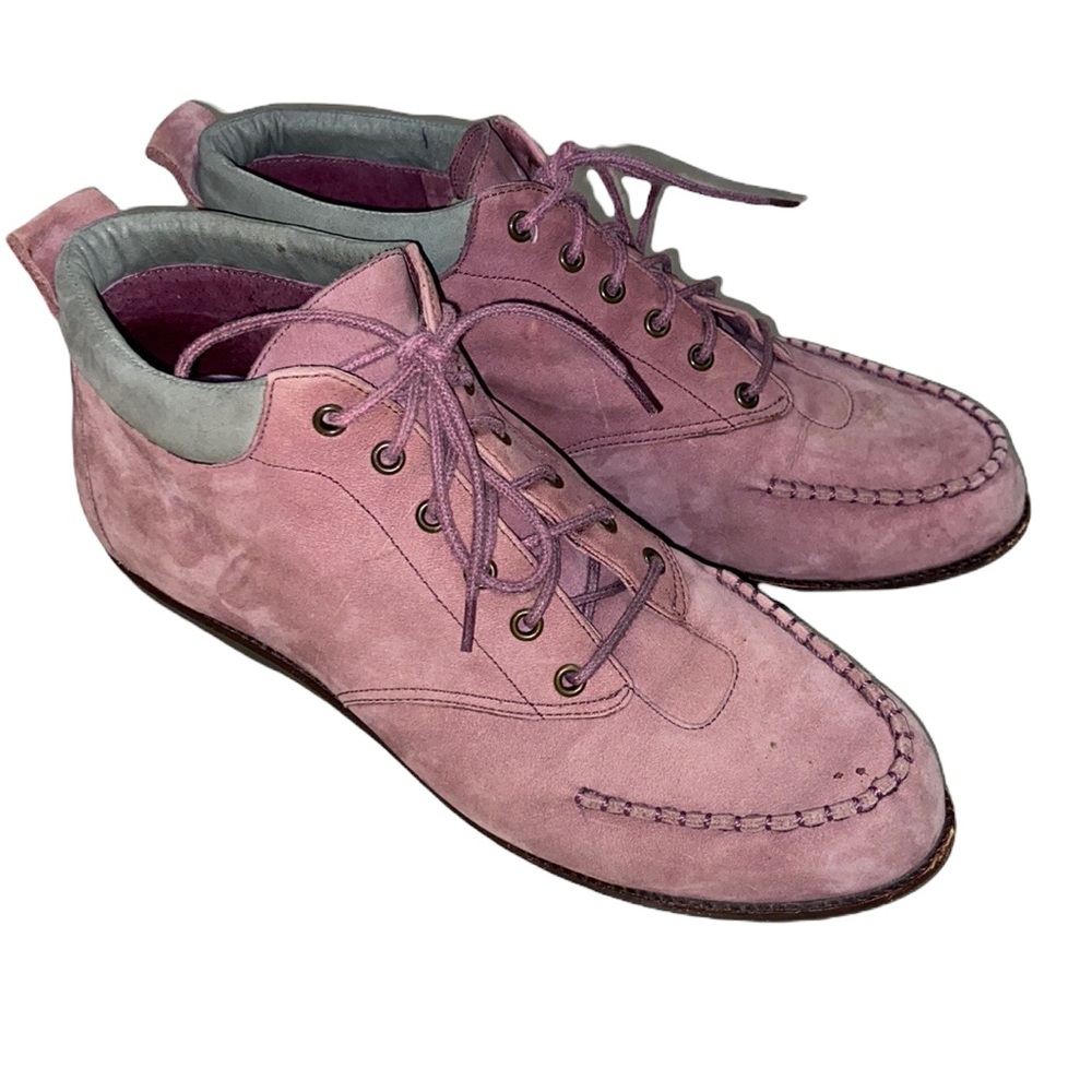 IE With Nike Air Vintage Suede Lace up shoes